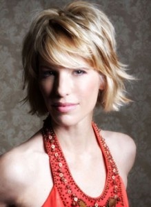 Short Shag Hairstyle for Round Face