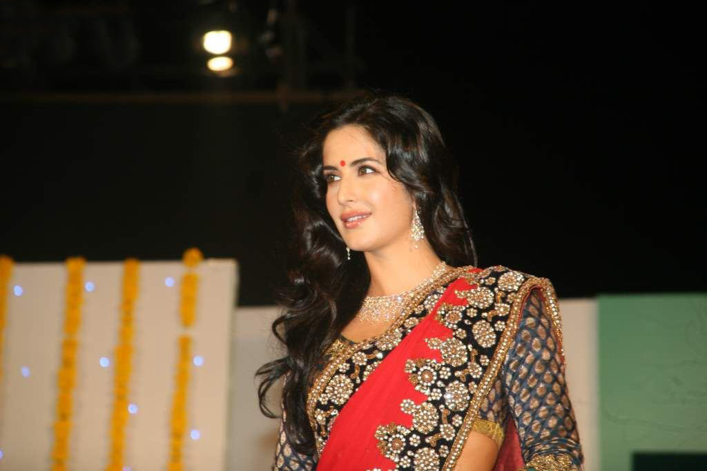 Best Hairstyles to Try With Traditional Outfits - Stylish Best Hairstyles to Try With Traditional Outfits - Stylish