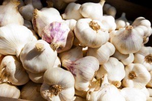 Garlic Benefits for Skin, Hair and Health