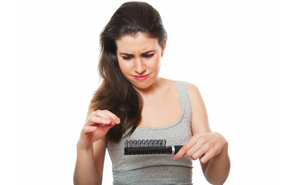 causes hair loss or thinning women