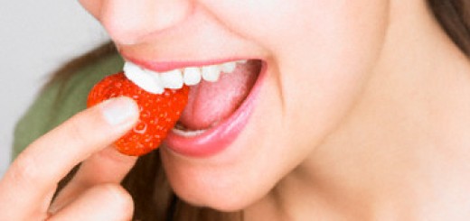 strawberries benefits - vitamin c for skin