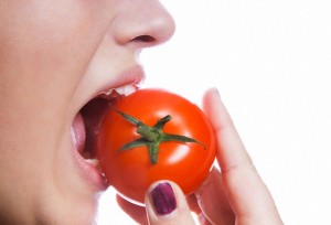 eating Tomatoes for health