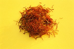 Saffron benefits uses
