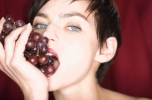 red grapes benefits skin health