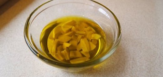 garlic oil benefits uses skin