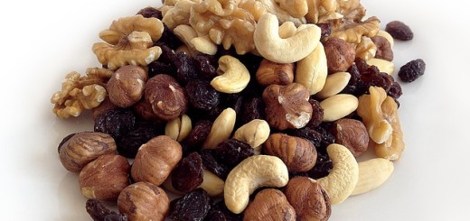 Eating Different Nuts Benefits