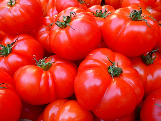 Tomatoes Benefits Uses Hair