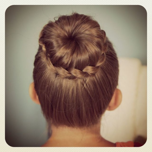 Simple and Cute Back to School Hairstyle Ideas for Girls - Stylish Walks Simple and Cute Back to School Hairstyle Ideas for Girls - Stylish Walks