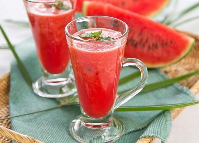 Refreshing Summer Drinks - Watermelon juice